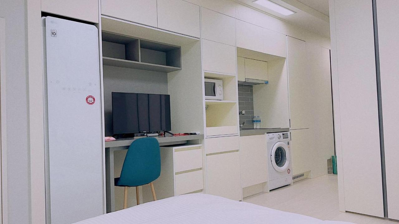The Time Apartment Incheon Bagian luar foto
