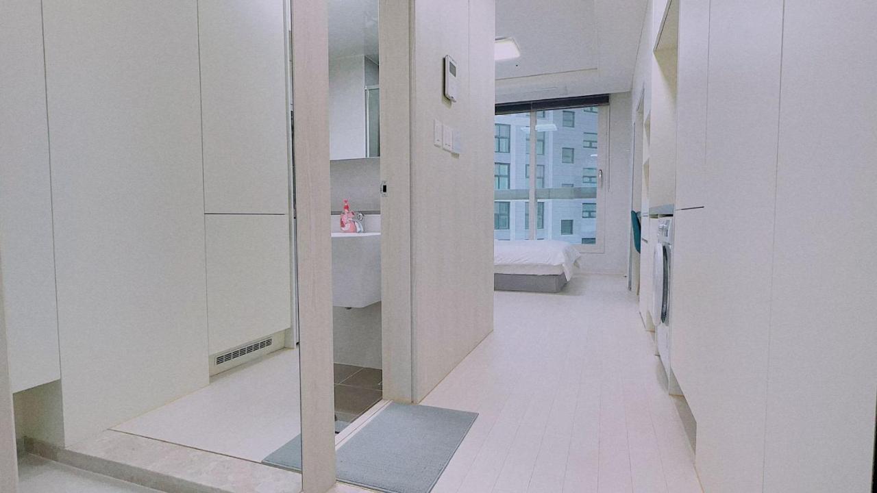 The Time Apartment Incheon Bagian luar foto